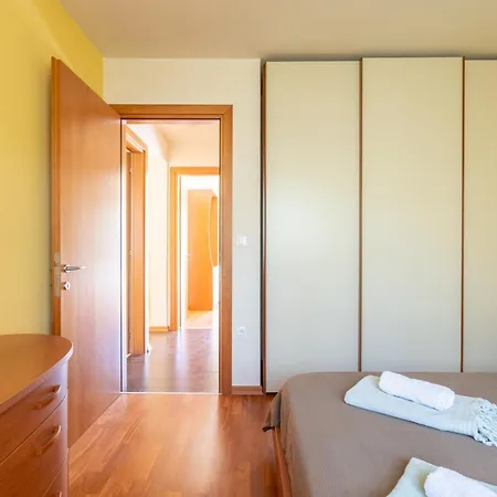 Charming Orange With Private Pool And Garden Oasis * Tar-Vabriga