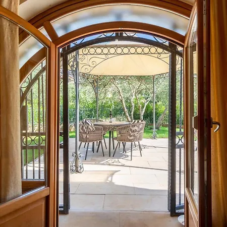 Charming Orange With Private Pool And Garden Oasis * Tar-Vabriga