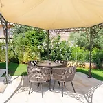 Charming Orange With Private Pool And Garden Oasis Tar-Vabriga