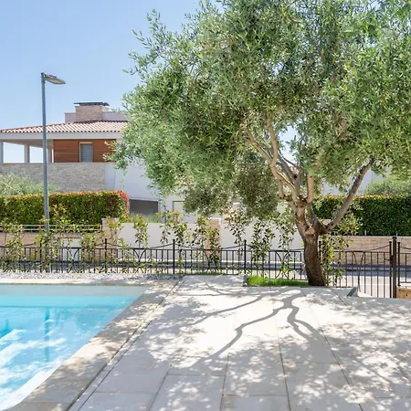 Charming Orange With Private Pool And Garden Oasis Tar-Vabriga